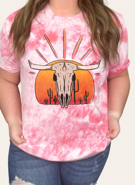 GRAPHIC TEE 394CS Cow Skull with Sun