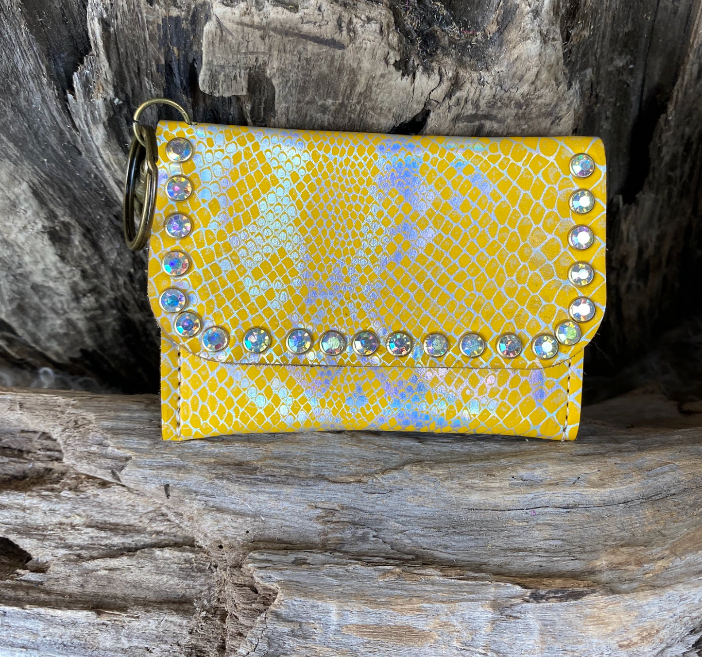 ROWDYRANCH Dolly with Crystals 1224