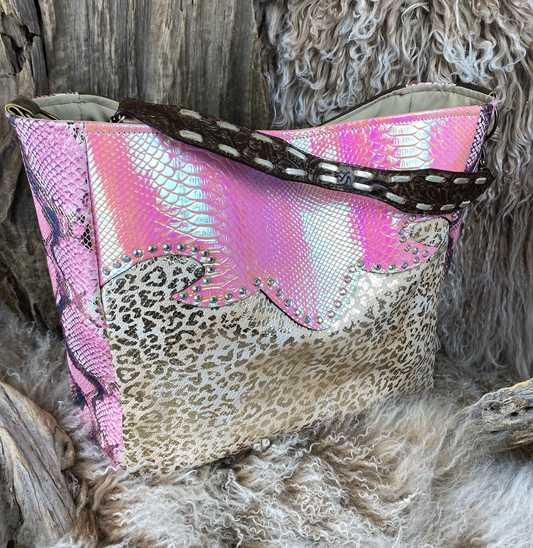 ROWDYRANCH Rosie Scrolly 1214