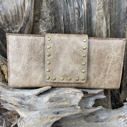 SunsetRidge Wallet with Studs Marble
