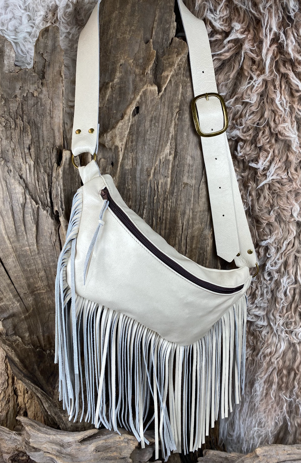 SunsetRidge Bumbag with Fringe Cream