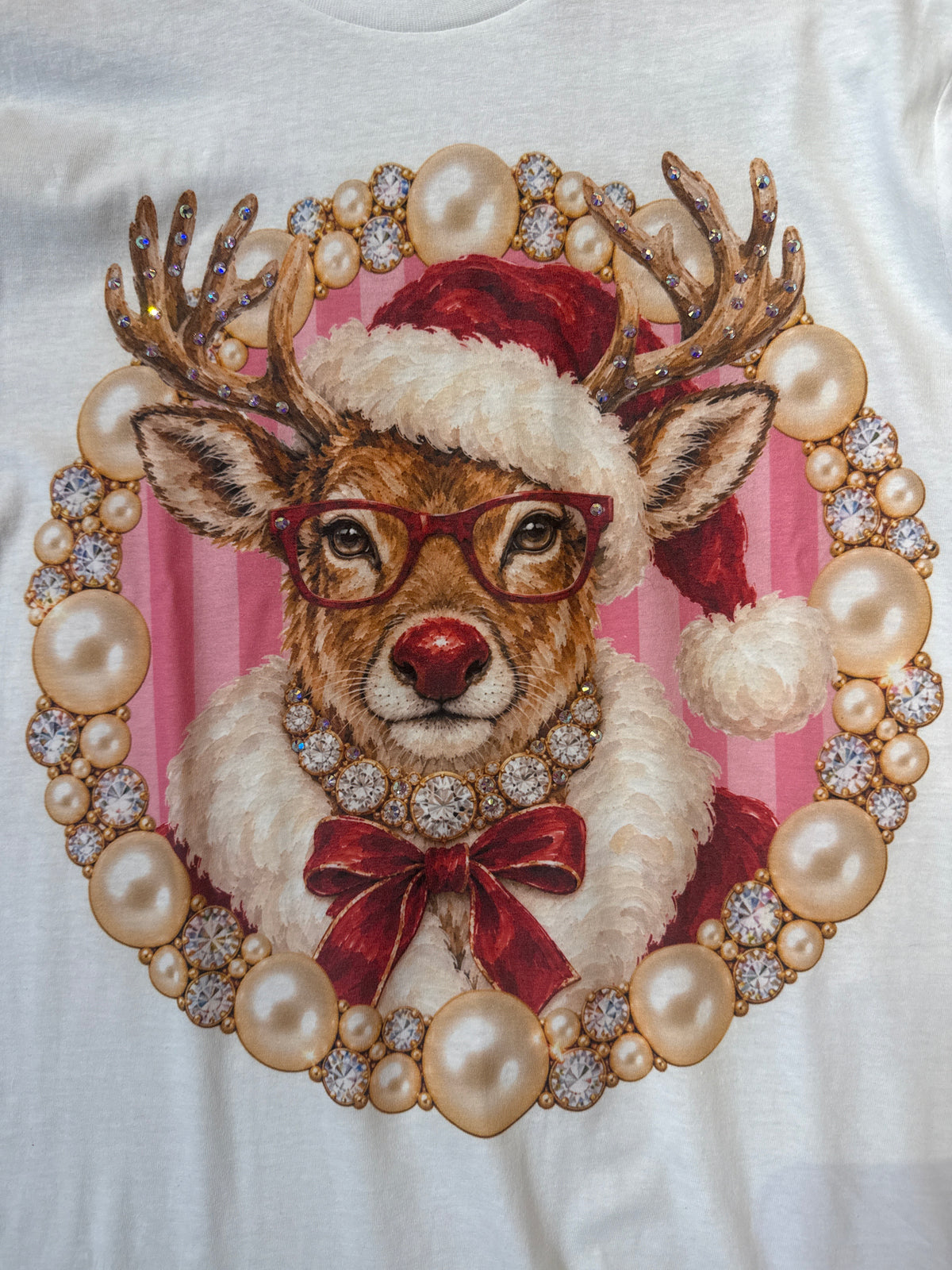 Reindeer Oval White Graphic Tee 2205