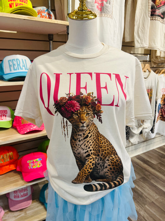 Queen Leopard Cream Graphic Tee