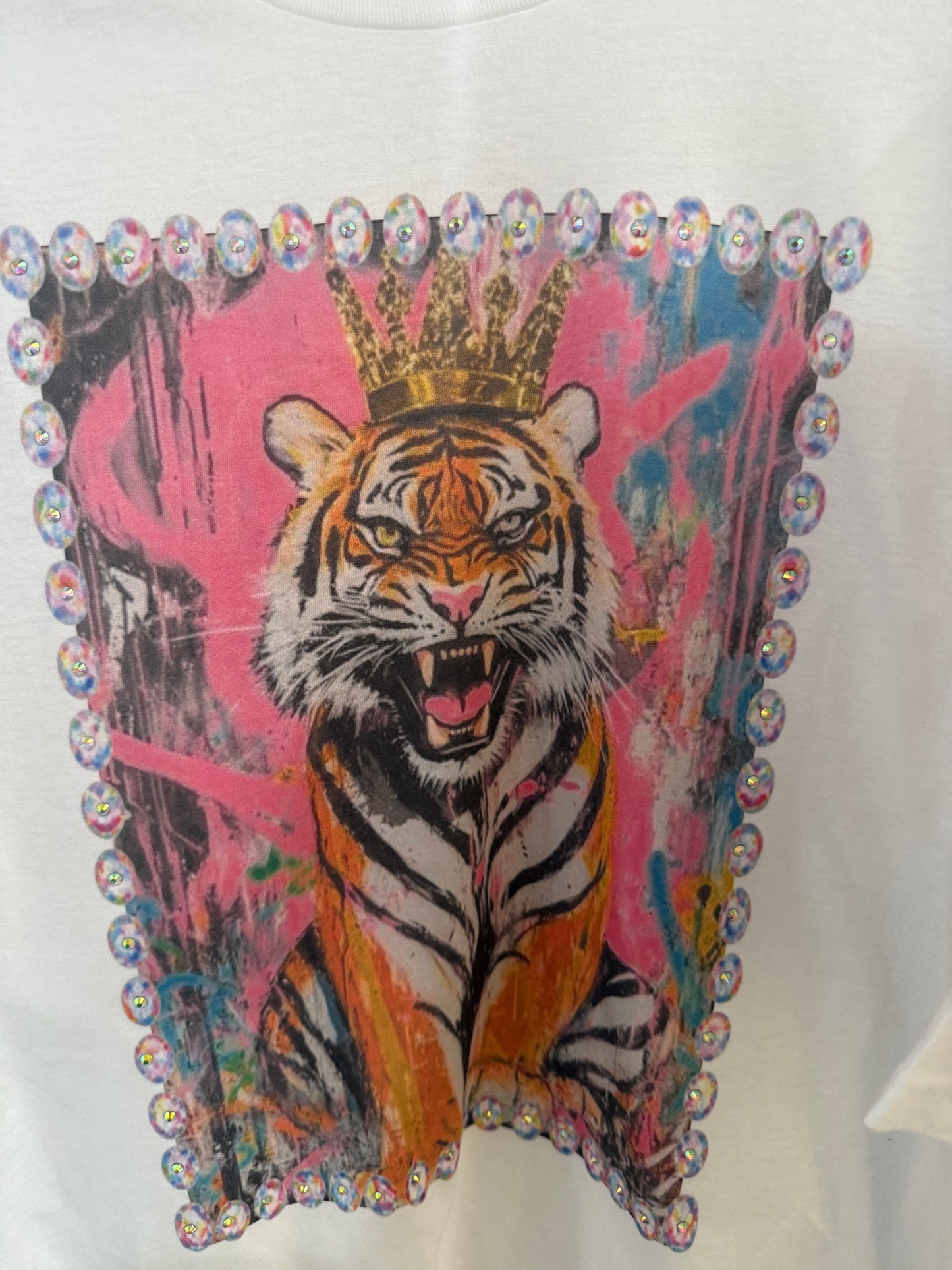 Roaring Queen Tiger White Graphic Tee