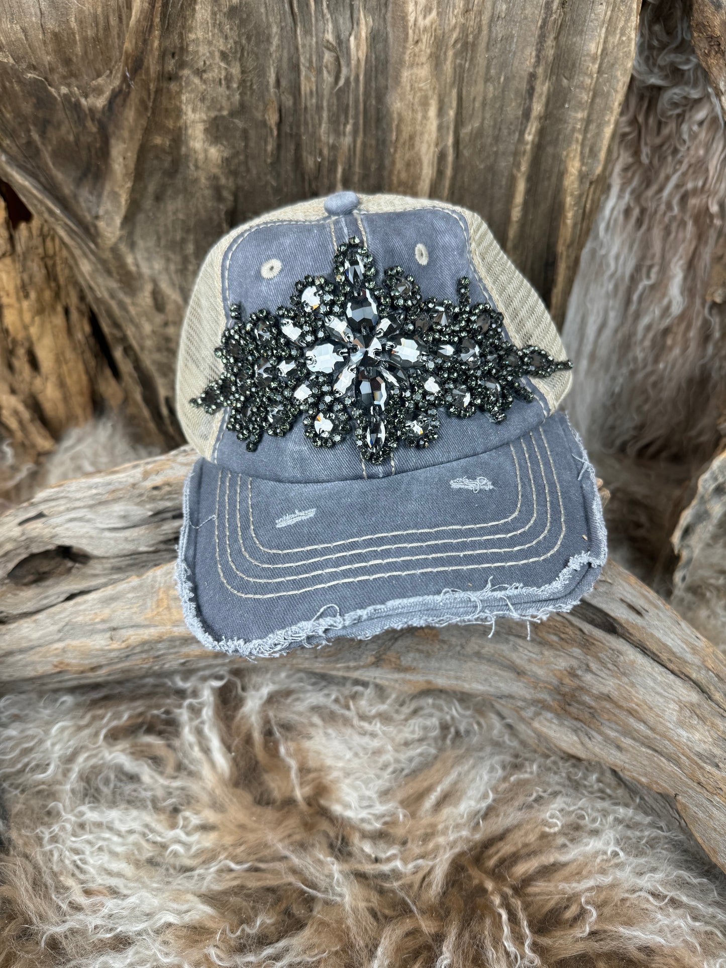 Trucker Cap with Crystals Grey