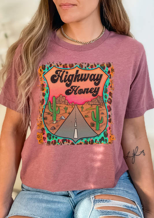 GRAPHIC TEE 322DP Highway Honey